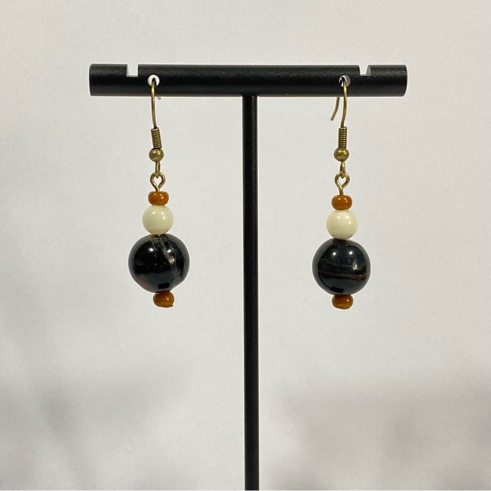 ‘Stars in the Desert’ Glass Bead Earrings Handmade - Picture 3 of 4